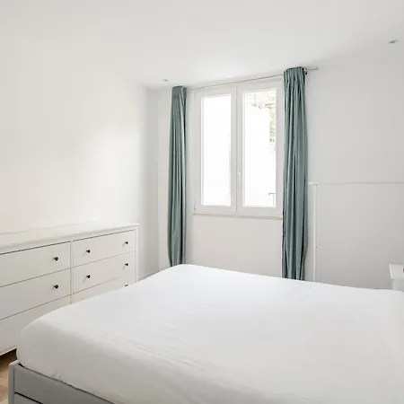 Joivy Minimalistic W Patio In Principe Real Lisboa